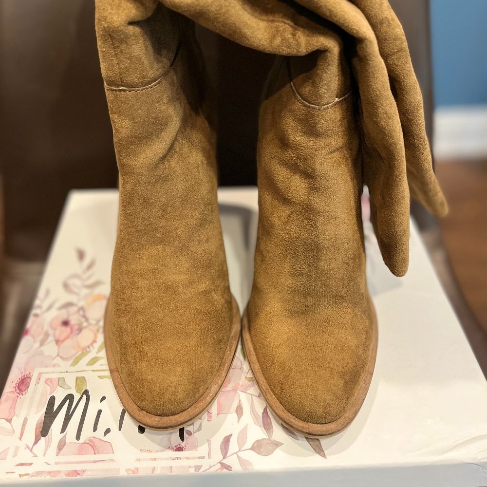 Size 7 Camel Colored Slouch Boot